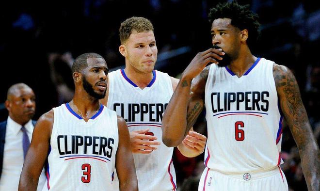 苏炳添的人生不止有风速与纪录，还有父亲的角色（风速与纪录之外，苏炳添还是一位父亲）