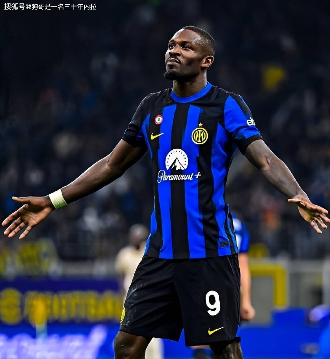 东契奇连续9场30+，追平科比并列湖人队史第四长（东契奇9场连砍30+，追平科比并列湖人队史第4长纪录）