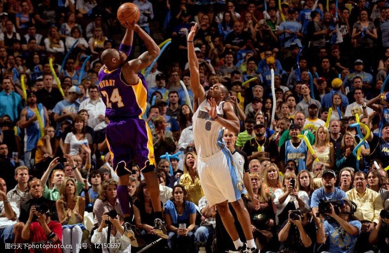 安切洛蒂：皇马到目前为止成绩出色，还能怎么要求阿隆索呢？（安切洛蒂：皇马至今表现优异，对阿隆索还能有何苛求？）