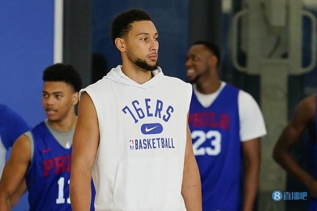 前队友弗朗西斯重伤，上田绮世：他是我的朋友，希望早日康复（上田绮世为重伤前队友弗朗西斯送上祝福：我的朋友，愿早日康复）