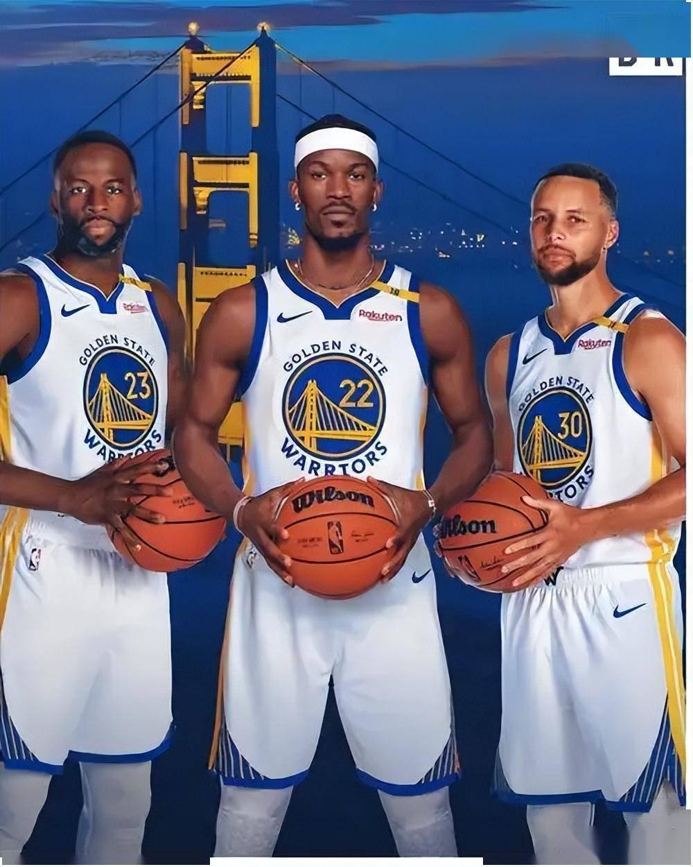 莫雷托：尤文只有可能在夏窗追托纳利；冬窗或夏窗肯定买中卫（莫雷托：尤文追托纳利得等夏窗；冬夏至少一窗必买中卫）