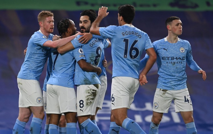 太阳报：C罗日收入48.8万英镑，与摩根采访时戴的手表值110万英镑（太阳报：C罗日薪48.8万英镑，摩根专访所戴腕表价值110万英镑）