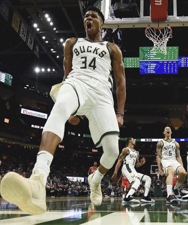 每体：亚马尔成西甲遭种族歧视最多球员，占比超维尼修斯一倍（每体：亚马尔成西甲遭种族歧视最严重球员，比例为维尼修斯的两倍）