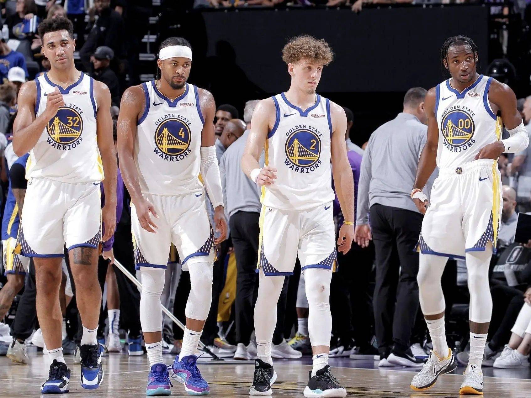 卡萨诺盛赞劳塔罗：他已经4年没去休假了，批评他的人真无知（卡萨诺力挺劳塔罗：已连续四年未度假，批评他的人太无知）