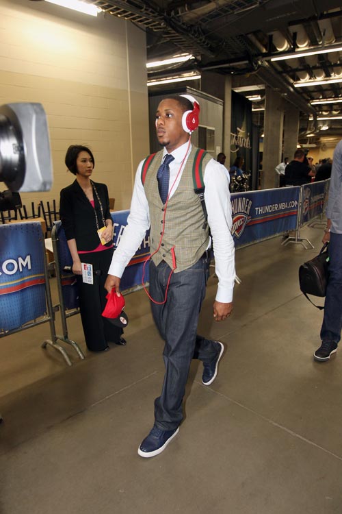 杜兰特关键补篮逆转比分（杜兰特关键补篮完成反超）